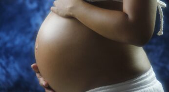 Colite in gravidanza: cosa mangiare e rischi