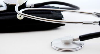 Tosse con sangue: le cause e quando farsi vedere dal medico
