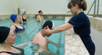Come funziona la fisioterapia in acqua?
