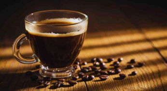 Il caffè avanzato si può riscaldare o si rischia la salute? La risposta della scienza
