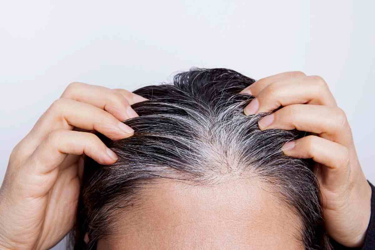 Addio capelli bianchi